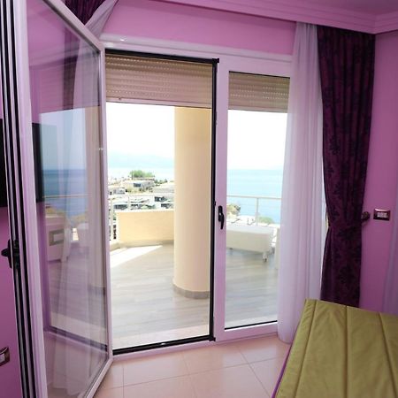 Cc Hotel & Residence Vlorë Esterno foto
