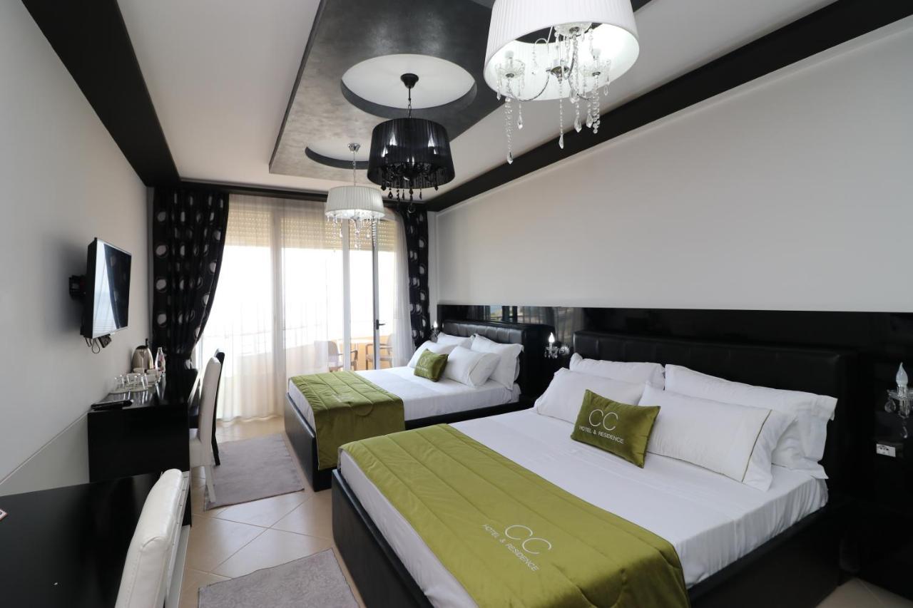 Cc Hotel & Residence Vlorë Esterno foto