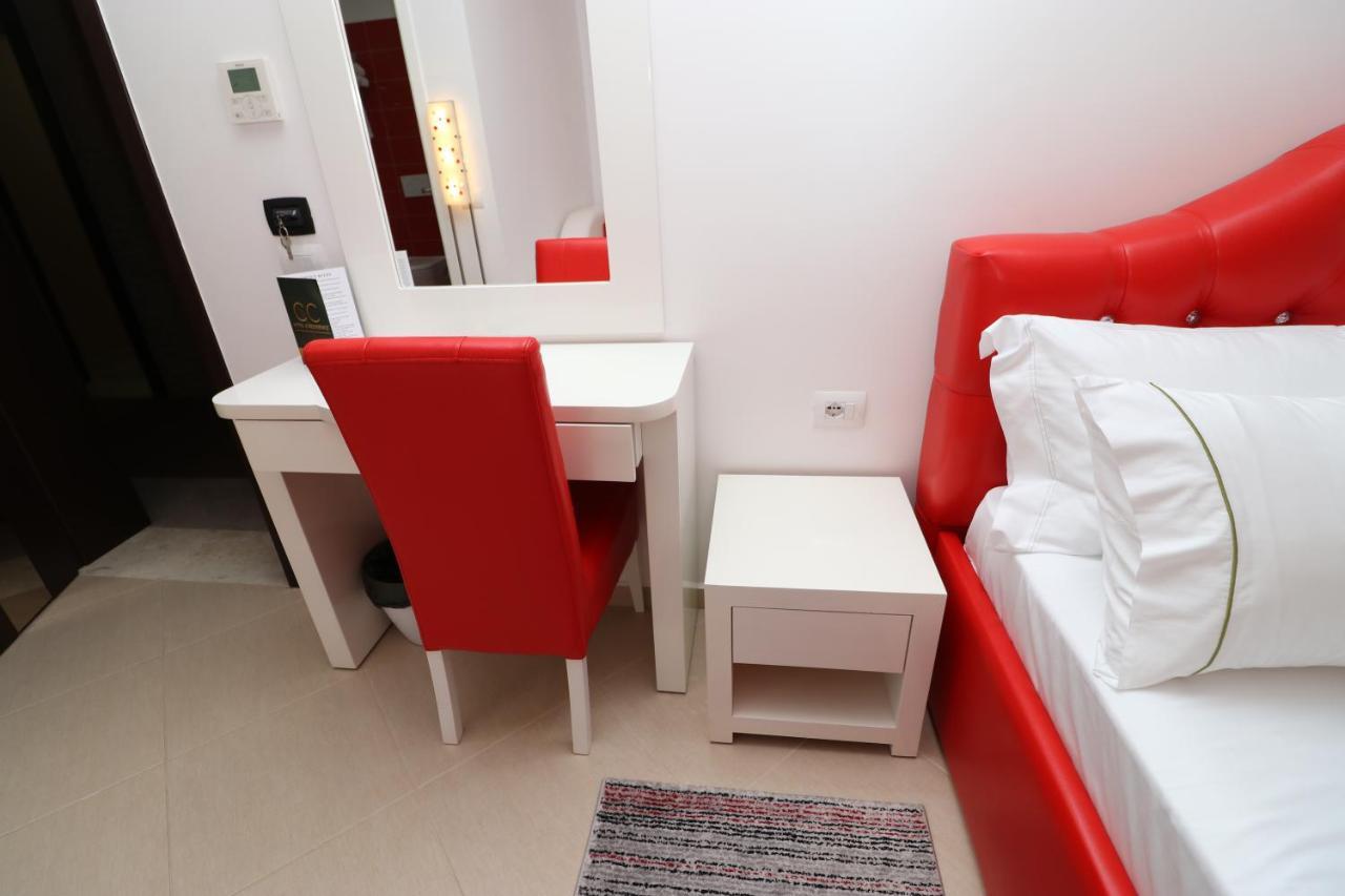 Cc Hotel & Residence Vlorë Esterno foto
