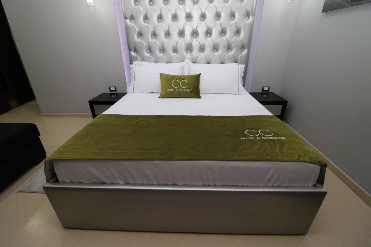 Cc Hotel & Residence Vlorë Esterno foto